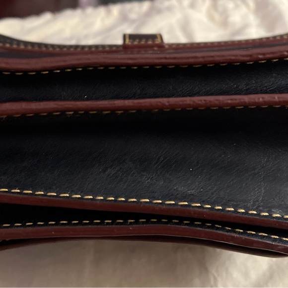 Dooney & Bourke Binocular Bag - Picture 6 of 8